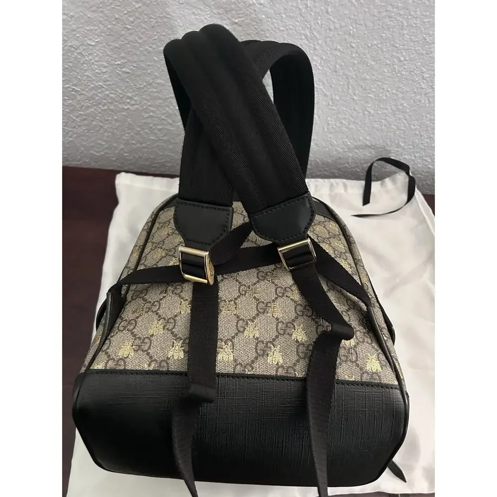 AUTHENTIC GUCCI GG SUPREME MONOGRAM BEES PRINT SMALL BACKPACK 427042